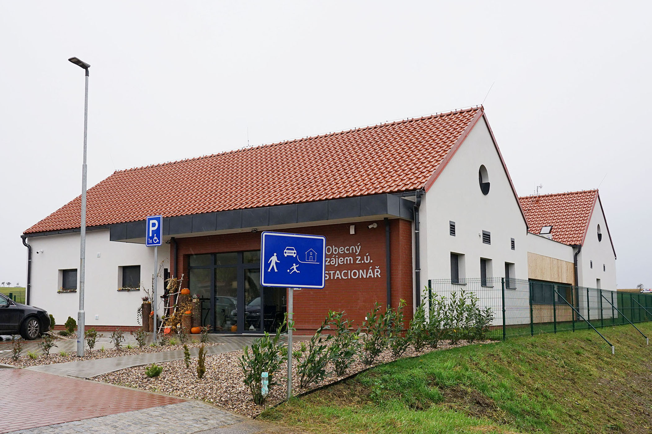 Obecný zájem - Denní stacionář Hořiněves